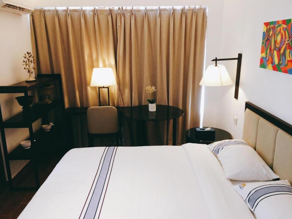 Sky City Hotel Vientiane Buitenkant foto