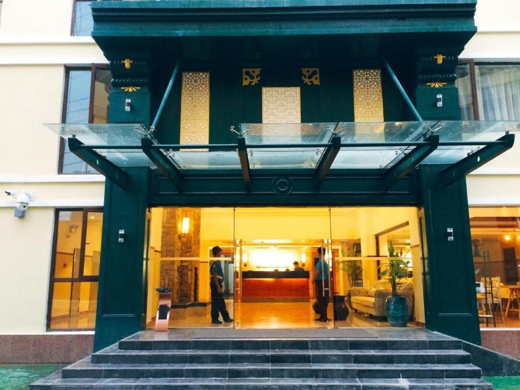 Sky City Hotel Vientiane Buitenkant foto