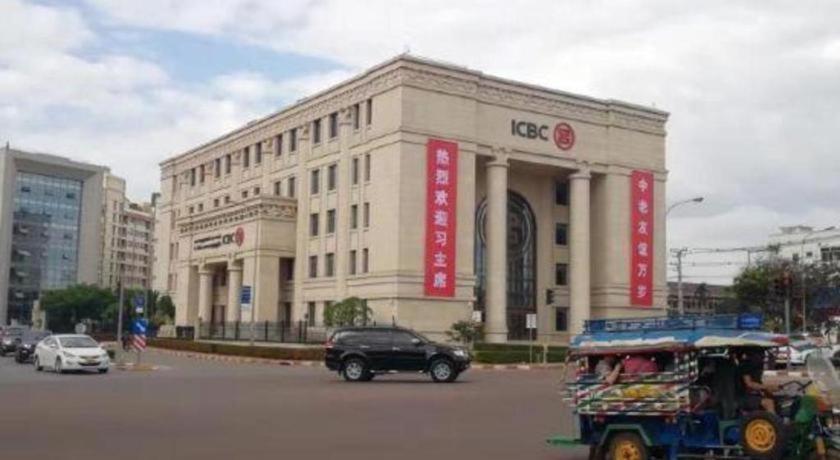 Sky City Hotel Vientiane Buitenkant foto